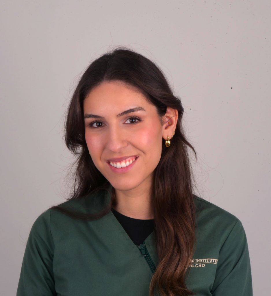 Dra. Mariana Pinharandas