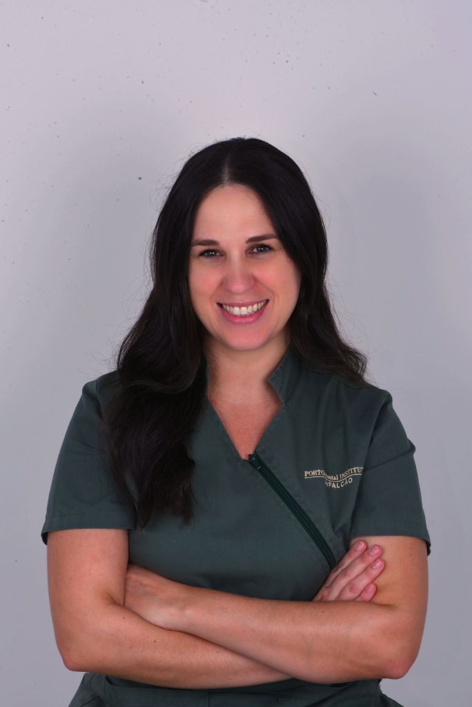 Dra. Raquel Araújo 
