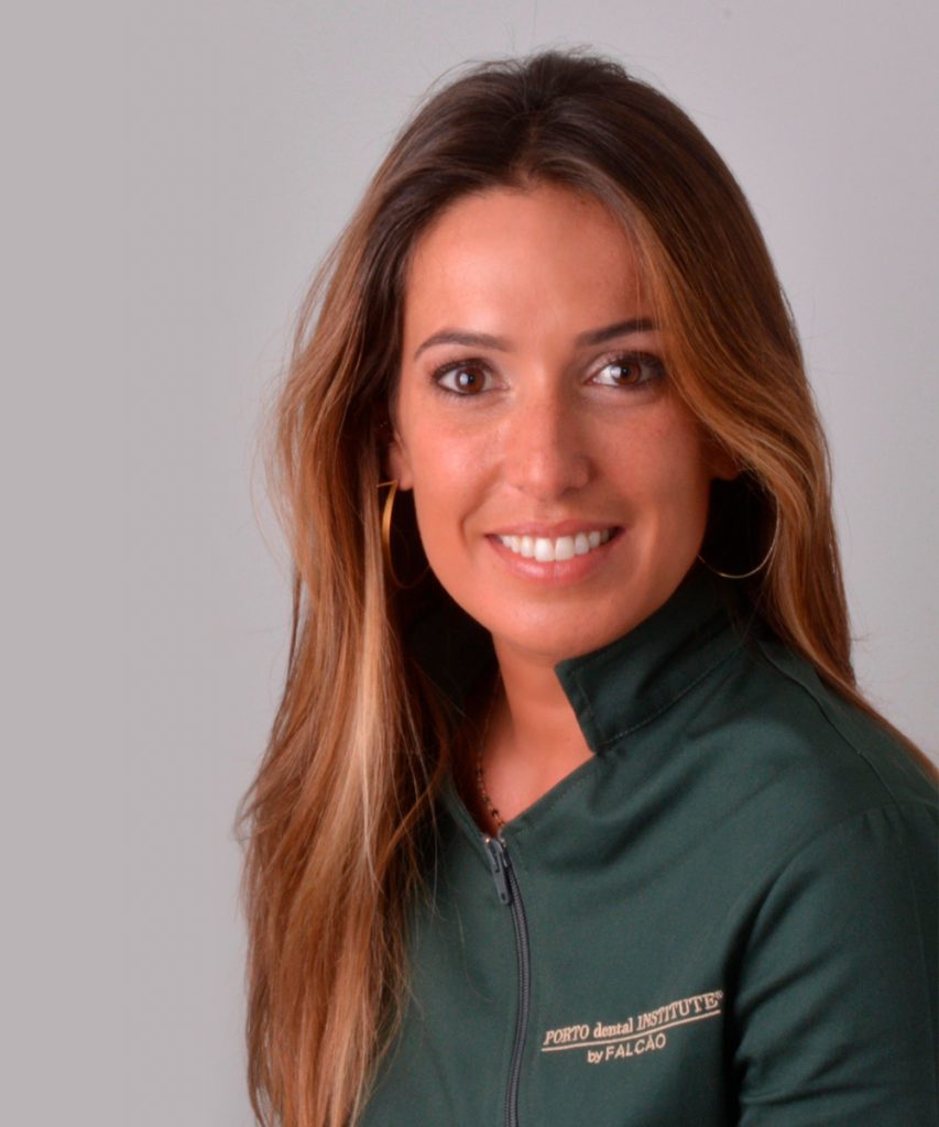 Dra. Viviana Monteiro