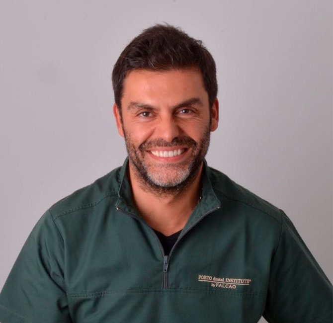 Prof. Doutor Carlos Falcão